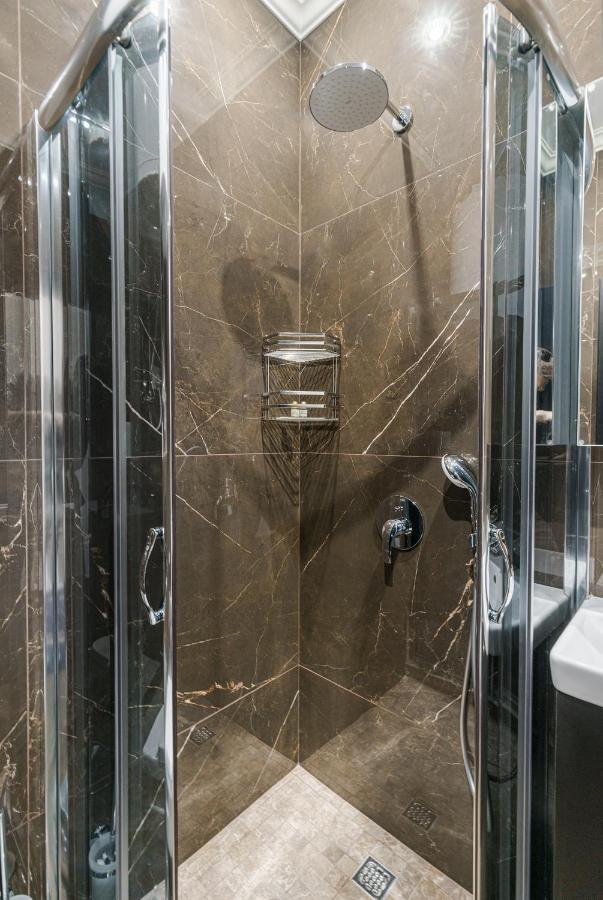 Apart Hotel D'Monica 오데사 외부 사진